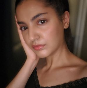 Meet your Posher, Salma